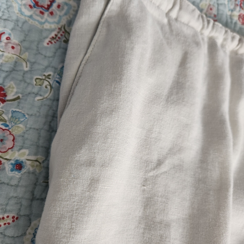 Women's capris